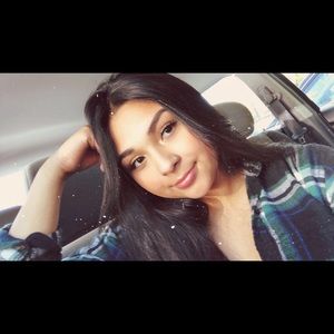 Meet your Posher, Angelina